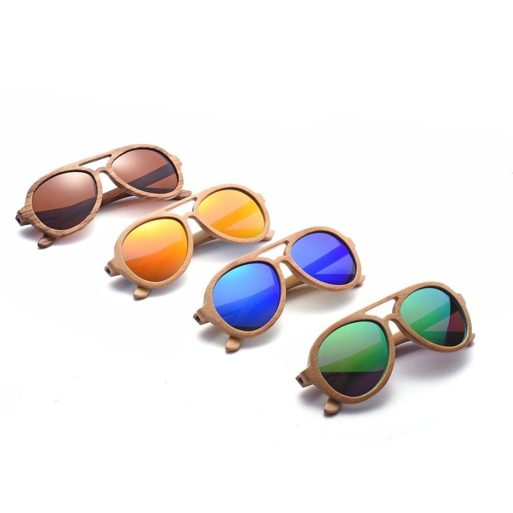 choix de lunettes de soleil en bois avec verres colorés pour un style parfait et élégant